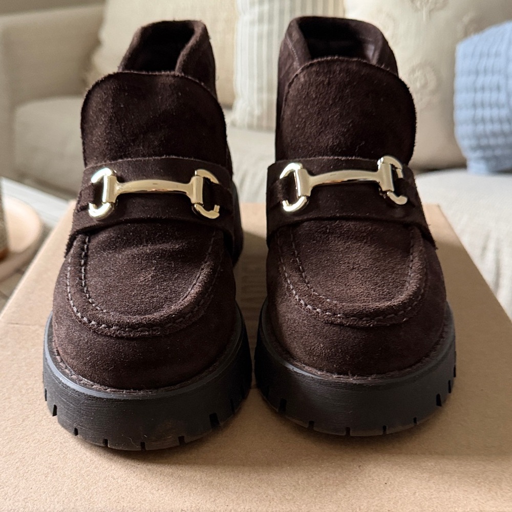 Steve Madden Leon, Brown Suede, size 6, worn twice